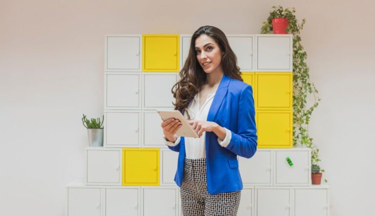 Business casual women